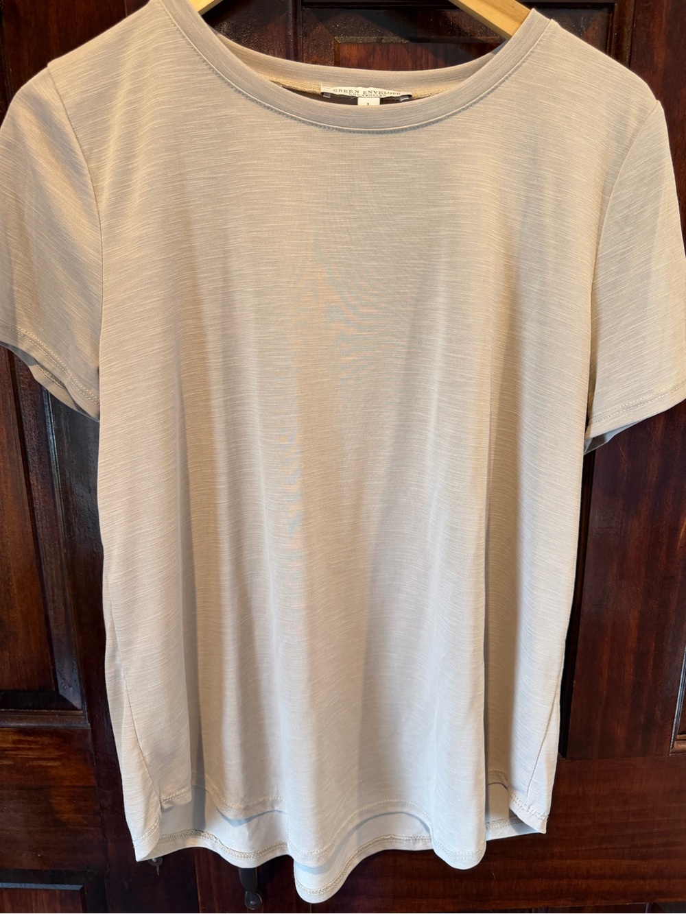 Green envelope women’s Cream Short-Sleeve  Shirt